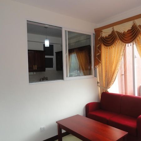 City And Hills View Apartment Нувара-Элия Номер фото
